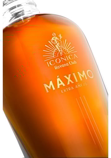 Iconica - Maximo Extra Añejo